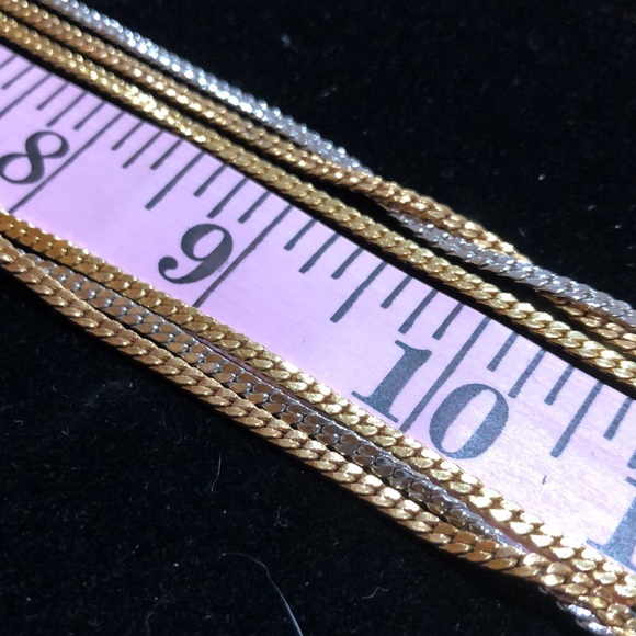 Closet Clear Out 🔥🔥🔥 Vintage Monet 2Tone Necklace & Premier Designs Earrings - Picture 8 of 11